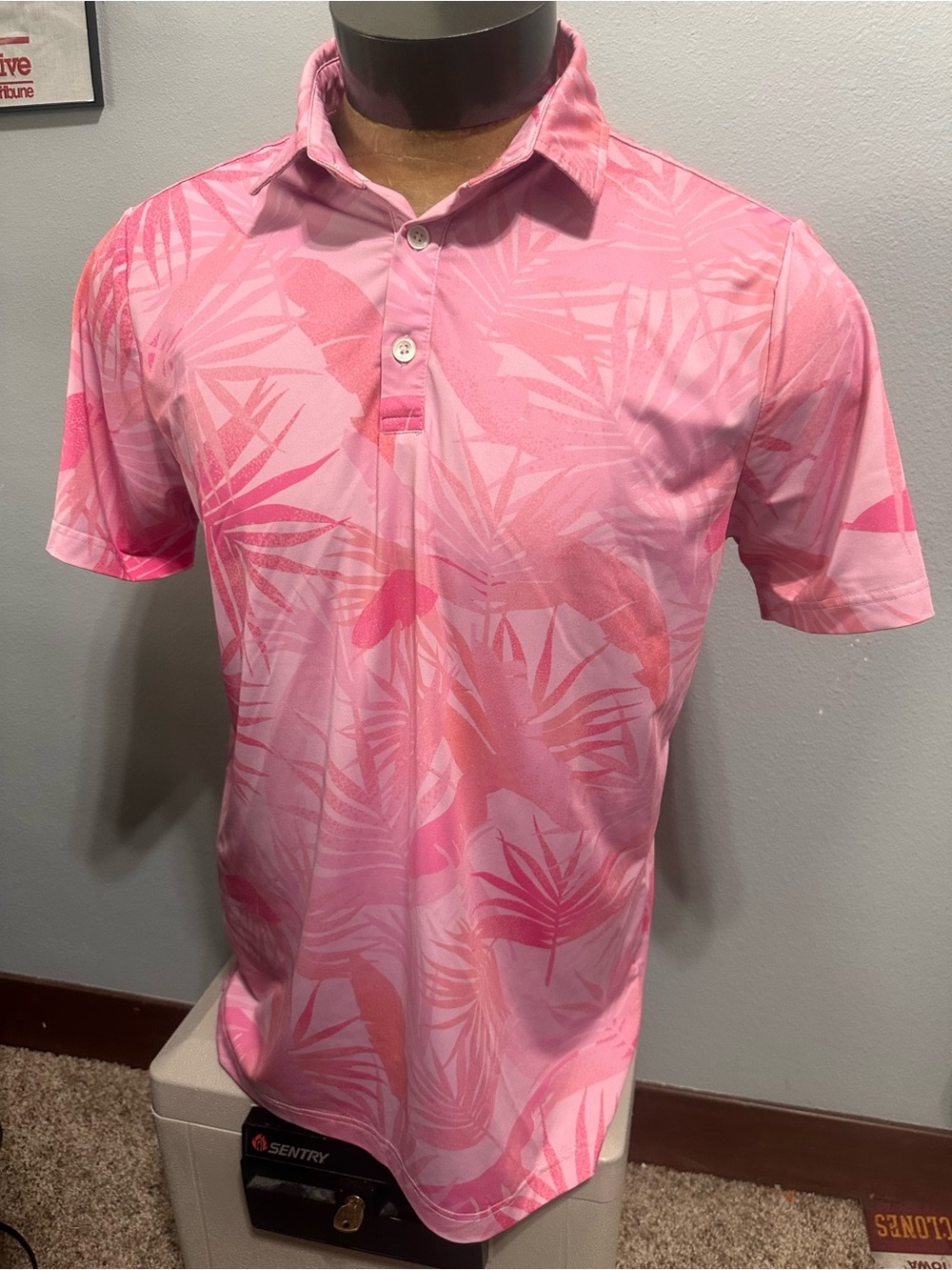 Sunday Swagger Men's Pink Tropical Print Polo Shirt